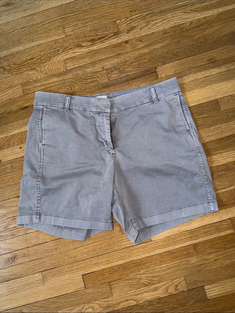 J Crew 7 inch chino shorts